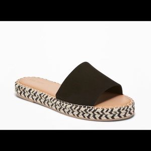 Old Navy slip on sandals